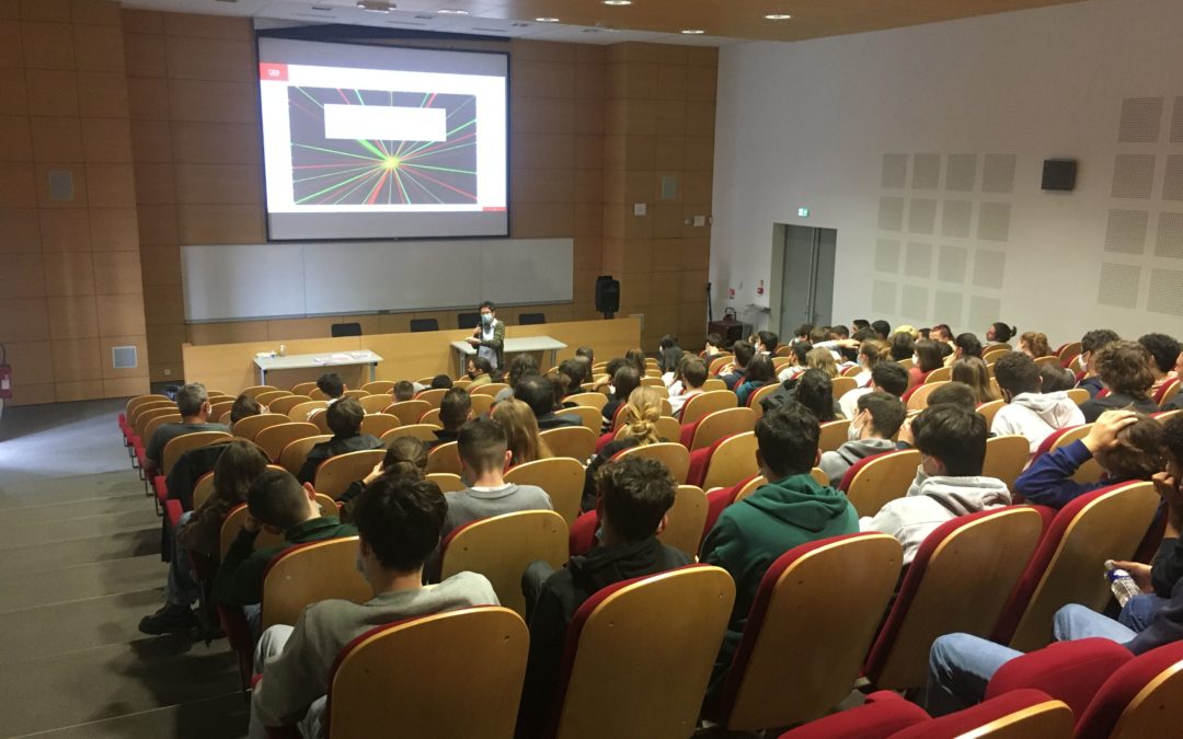 Des terminales en visite au Laser Méga Joule