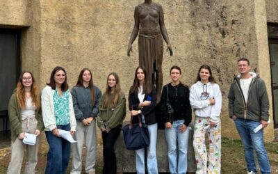 BTS SP3S 1 : Les étudiants à la découverte de Mont-de-Marsan sculptures